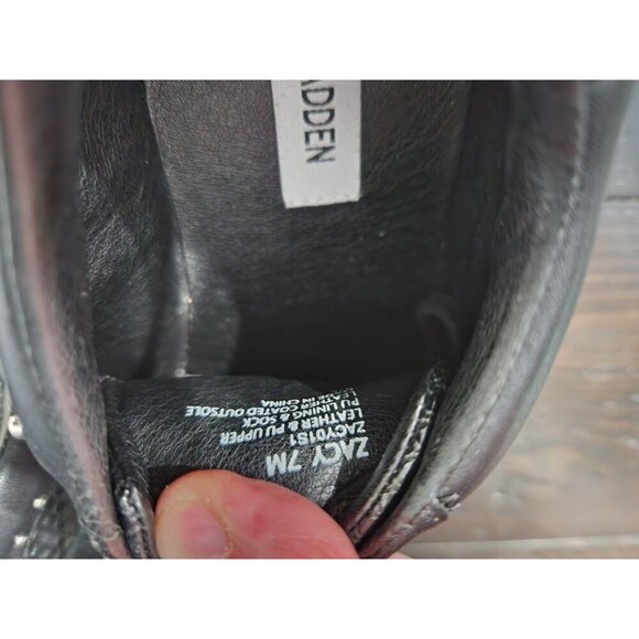EUC Steve Madden Zacy Black Leather Snake Embossed Studded Fashion Sneaker/Sz. 7 - Picture 9 of 9